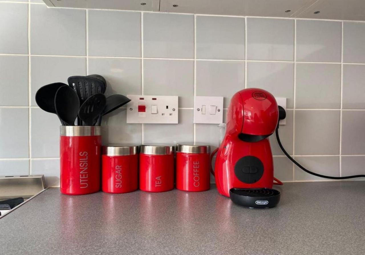 Stunning Four Bedroom House Close To Excel, O2 & Central London With Free Parking Dış mekan fotoğraf